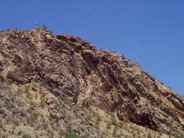 Day five was a driving day as we headed back to Tucson. During our lunch stop, near some hills, we sudden look up, only to find that Erich as scaled to the top of a nearby hill, before most people could unfasten their seatbelts.