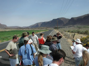 Whilst driving through the spectacular Moses Coulee, Brandon educated us on hanging valleys and other glacial features. As Dave knows, glaciers are more common in this part of the world than in the Southwest regions we usually visit.