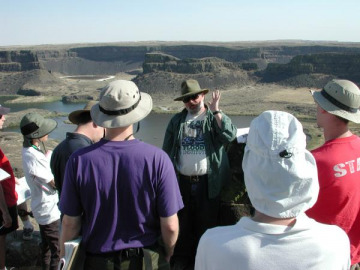 Dry Falls was an excellent example of a flood-carved coulee, and offered a good view and a nice little visitor's center. Abby discussed the very strange rhinoceros mould and Jonathan the geology and history of Dry Falls.