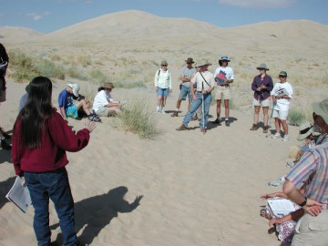Ingrid and Gwen showed us the Kelso Dunes, which failed to boom for us.