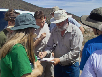 Day 1. Our field trip leader, Jay Melosh, leads a discussion.