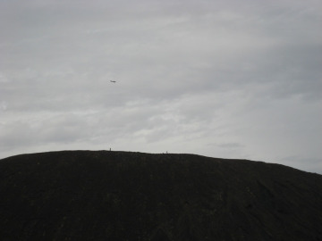 We coordinated with Rick Greenberg, who kindly flew overhead and performed some aerial reconaissance to examine the Amboy wind streak while we tried to figure out what was going on from the ground.