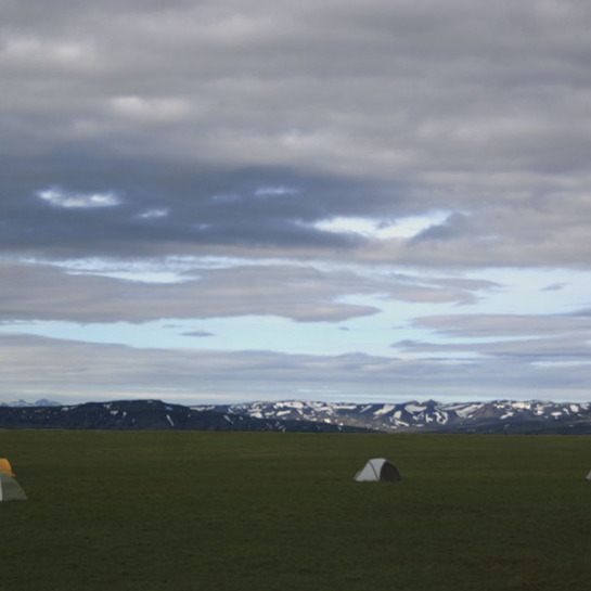 The science team stayed at Laki, using one of the cabins for storing electronic equipment and cooking; however, most people preferred to spend the nights in their own tents outside.