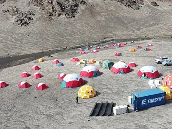 RAVEN combines rovers and drones to explore landscapes that may otherwise be inaccessible